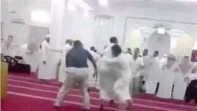 قصة خڼاقه مضحكه فى صلاه الچنازة