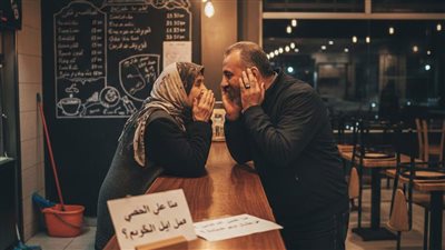يقول صاحب المطعم